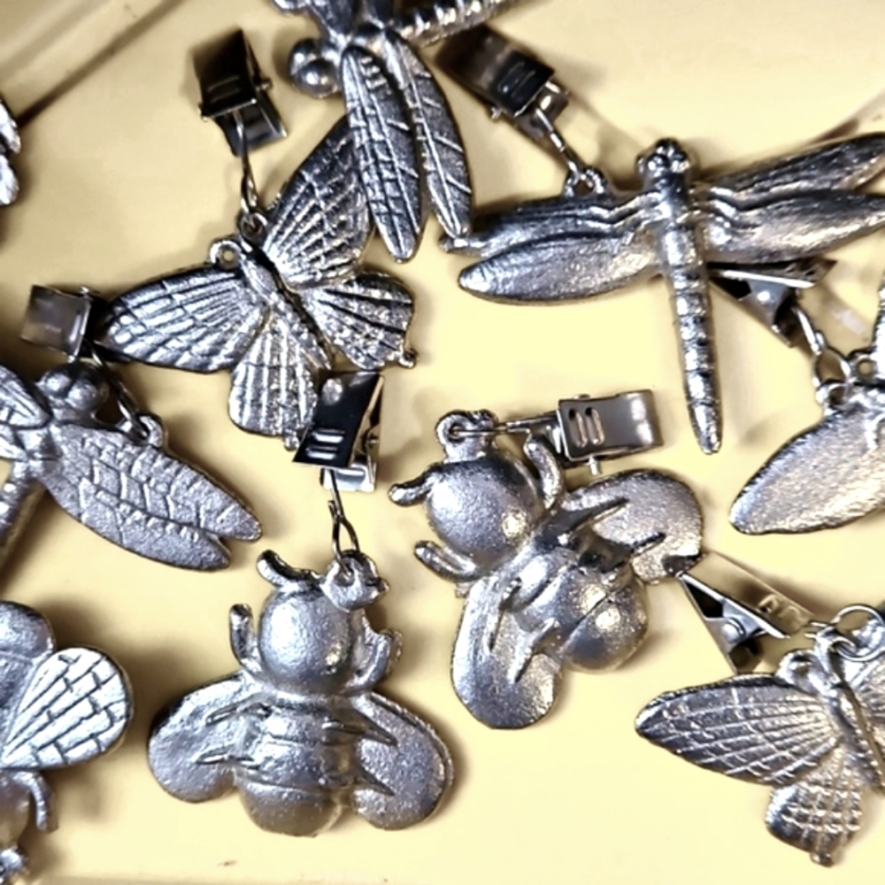 Vintage 12 Pc Set Chic Pewter Silver Garden Creatures Napkin Tablecloth Weights